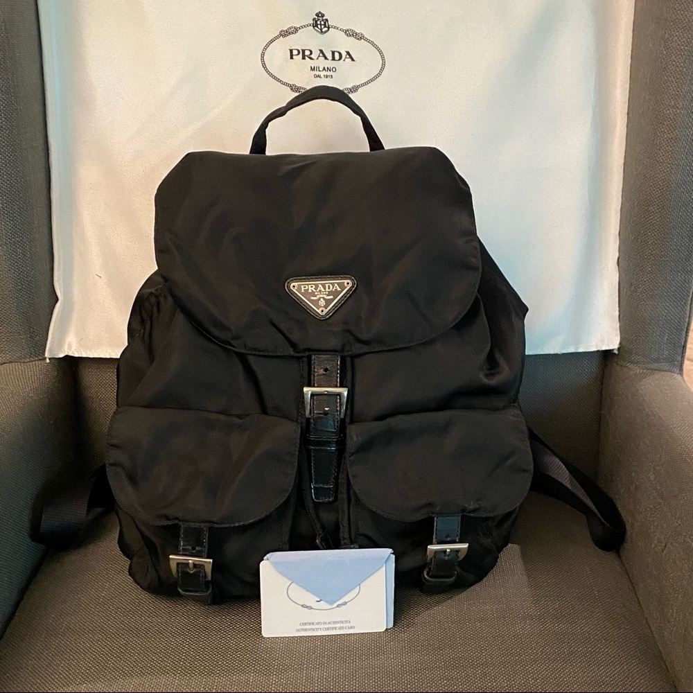 SOLD 🎉PRADA Large Backpack Excellent Condition - Picture 2 of 16